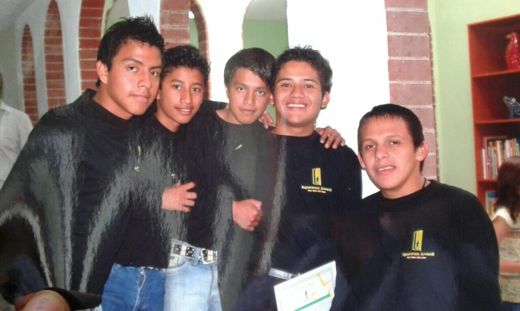 PHOTO-2023-12-18-22-42-301