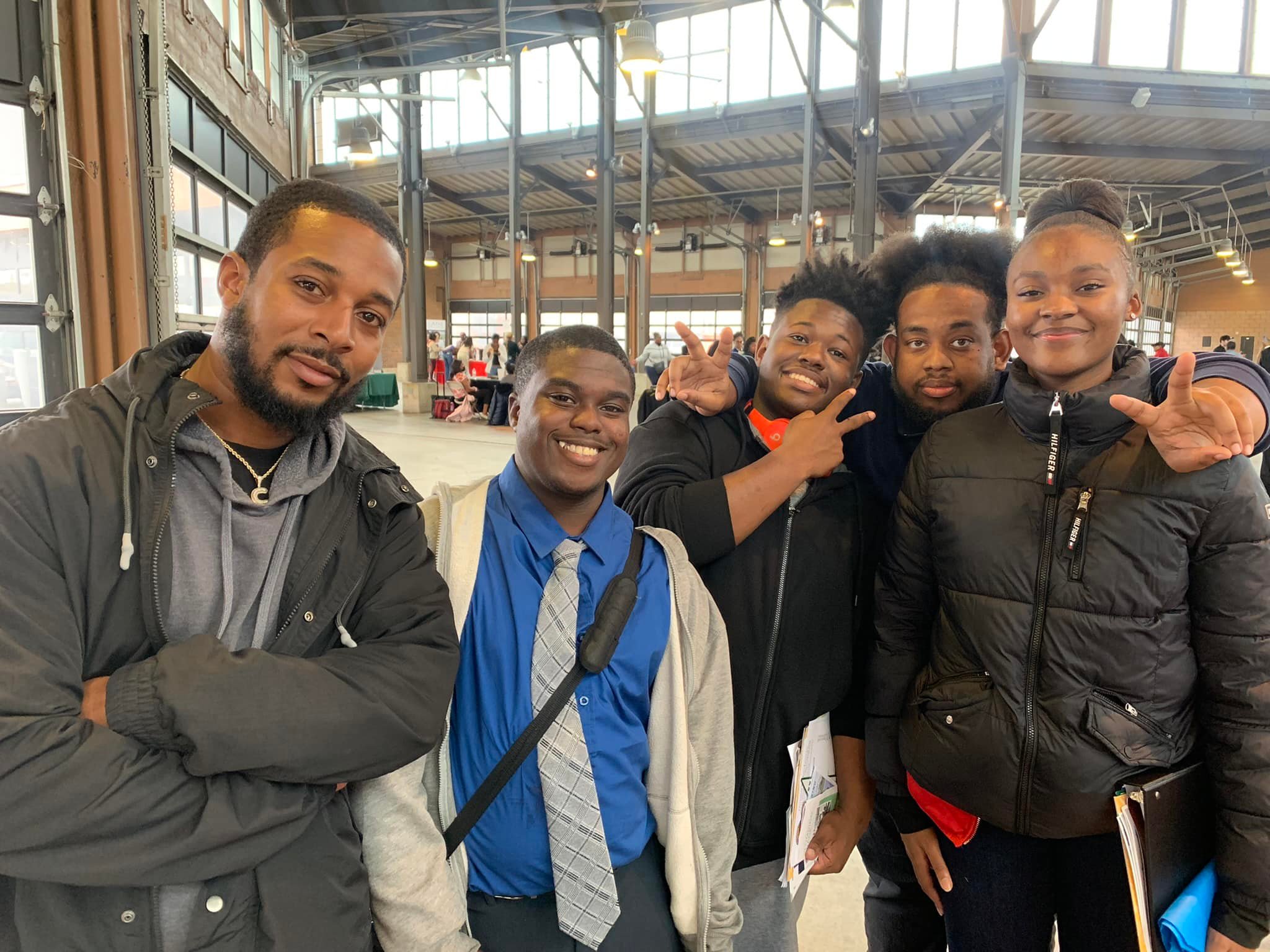 detroit-team-members-with-scholars